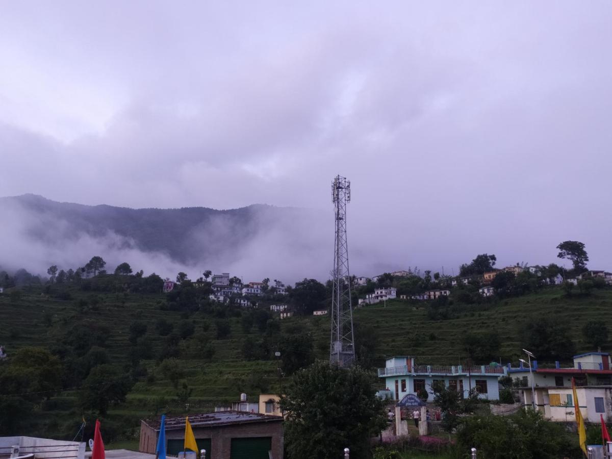 Shree Home Stay Dwarahat Dış mekan fotoğraf